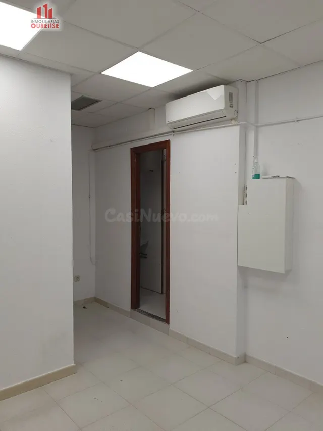 LOCAL COMERCIAL EN LA ZONA DE O COUTO - foto 4