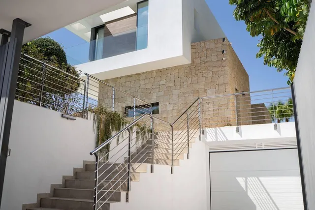 EXCLUSIVA VILLA PARA LARGA TEMPORADA DESDE SEPTIEMBRE - foto 4