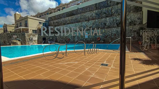 Dúplex renovado con terraza y plaza de parking en Puerto Rico — 35