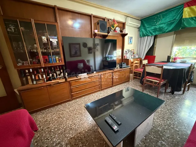 SE VENDE PISO EN MONFORTE DEL CID ZONA HIPERBER - foto 2