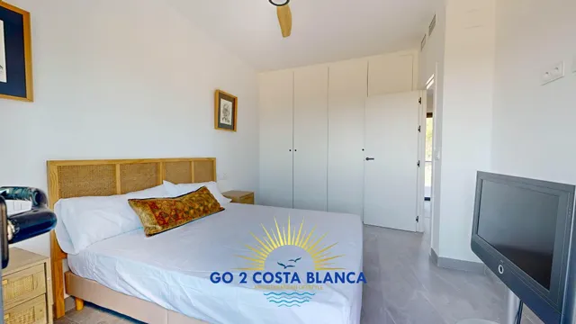 Pareado 3 habitaciones 323m² en venta - Urbanizaciones — 32