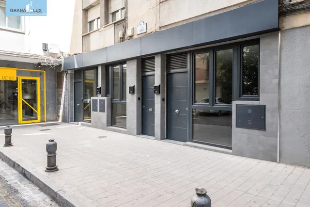 Amplia vivienda junto METRO Recogidas a estrenar! — 12