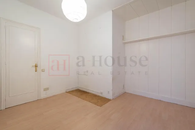 ESPECTACULAR PISO PARA ENTRAR A VIVIR EN VILA DE GRACIA — 10