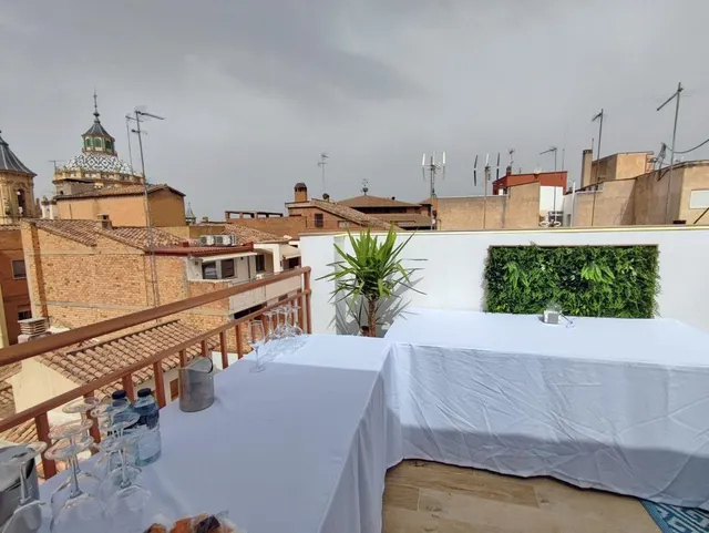 Edificio totalmente reformado en pleno centro de Granada — 37