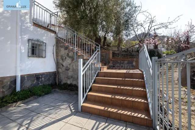 FINCA URBANA ÚNICA CON DOS VIVIENDAS EN GÜÉJAR SIERRA - foto 5