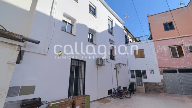 Edificio Residencial totalmente reformado ideal para inverso - foto 2