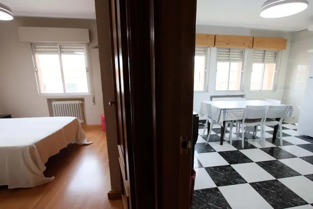 Casa con piscina, para entrar a vivir, en La Garrovilla — 43