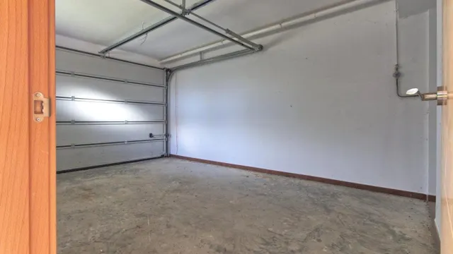 CHALET BIFAMILIAR A ESTRENAR EN VILLASANA DE MENA — 42