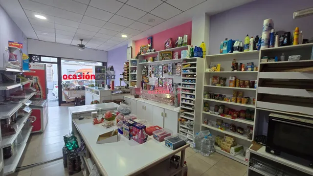 TRASPASO DE TIENDA DE COMESTIBLES — 3
