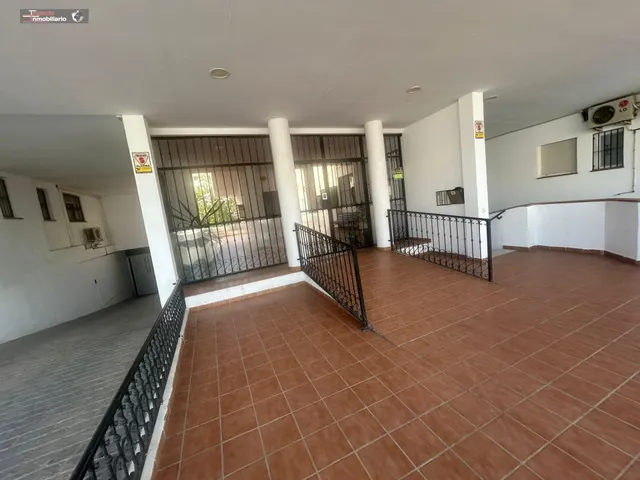 PLAZA DE PARKING, VERA — 8