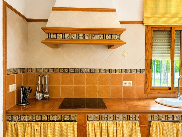 Preciosa casa con jardín en finca rústica — 16