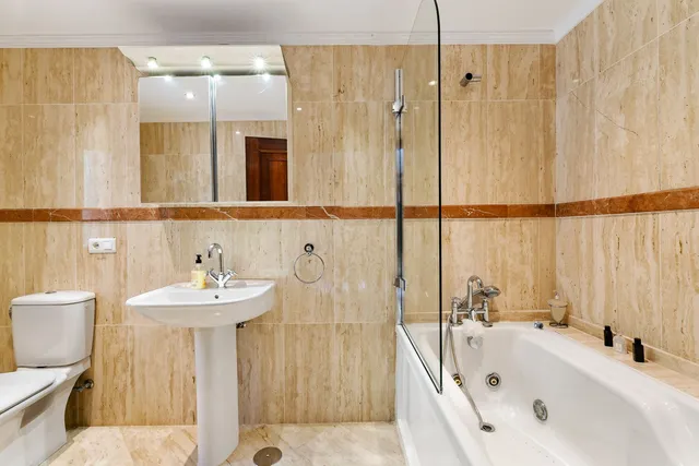 Chalet 4 habitaciones 842m² en venta - Costa Del Sol — 10