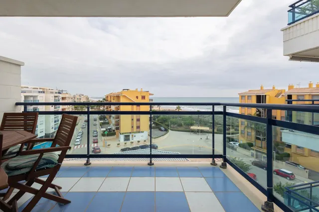 MAGNÍFICO ÁTICO CON VISTAS AL MAR — 9