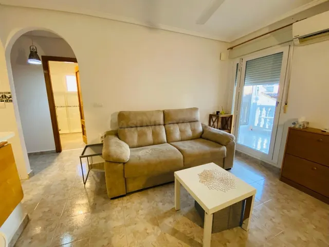 Apartamento de 2 dormitorios con terraza y piscina en El Edén, Guardamar del Segura — 3