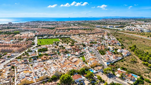 Casa 3 habitaciones 80m² en venta - Los Almendros-La Florida — 46