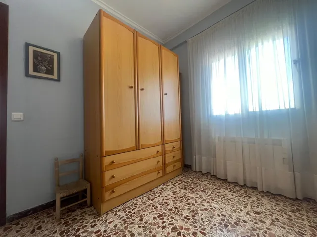 CASA EN EL CENTRO DE CAMARLES — 23