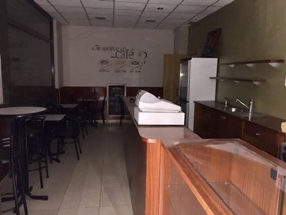 LOCAL Y CAFETERIA EN VENTA, OPORTUNIDAD!!!