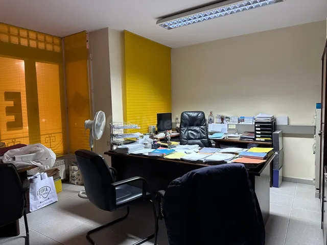 SE VENDE VIVIENDA PARA ACONDICIONAR EN CALLE MAYOR PRINCIPAL - foto 4