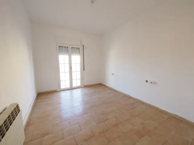 SE VENDE PISO EN IGUALADA, ZONA PONENT — 4