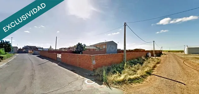 Parcela Urbana de 551 m² con Pozo, Luz en Linde y Gran Poten - foto 5