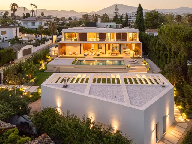 Chalet 6 habitaciones 1057m² en venta - Marbella — 11