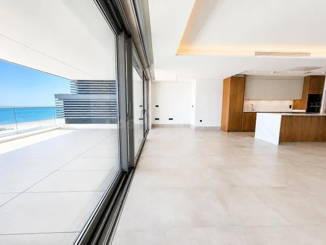 Exclusivo piso en esquina de 4 dormitorios con vistas panorá - foto 5