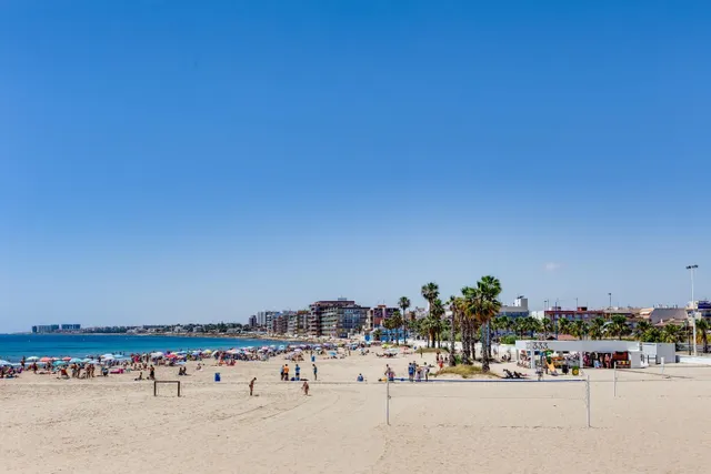 Apartamento de 3 dormitorios y piscina comunitaria en Acequion, Torrevieja — 38