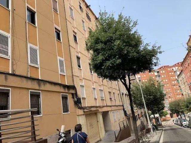 SE VENDE piso OKUPADO en C AGUSTI DOMINGO 17 de Sant Feliu d