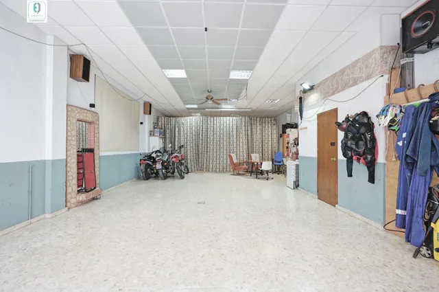 LOCAL COMERCIAL EN EL CENTRO DE ARMILLA — 4