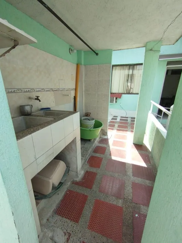 Casa 14 habitaciones 300m² en alquiler - Crespo — 17