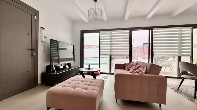 Villa 3 habitaciones en venta - Pueblo — 13