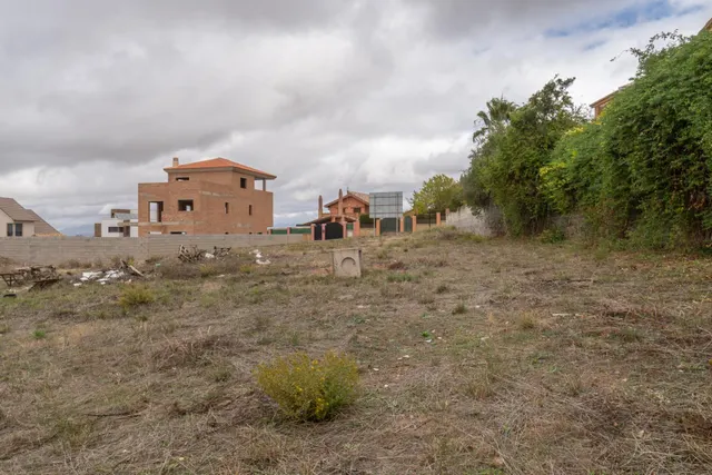 VENTA DE PARCELA EN LA URBANIZACIÓN CAÑADAS DEL PARQUE — 10