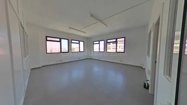 Local comercial 1 habitación 252m² en venta - Alisal - Cazoñ