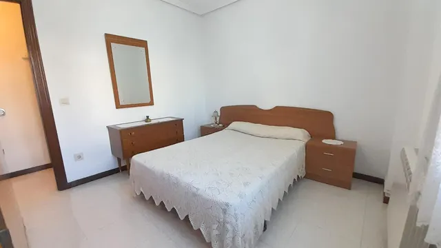 PISO EN VENTA DE TRES habitaciones EN CIGALES — 9