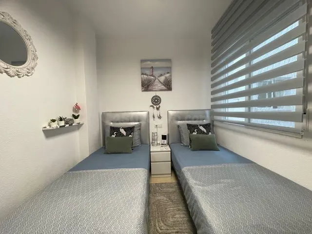 Apartamento reformado con vistas al mar y licencia turística en Playa del Cura — 20