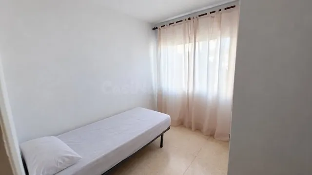 TU NUEVO HOGAR: 3 DORMITORIOS, GRAN TERRAZA Y GARAJE EN RECINTO CERRADO — 3
