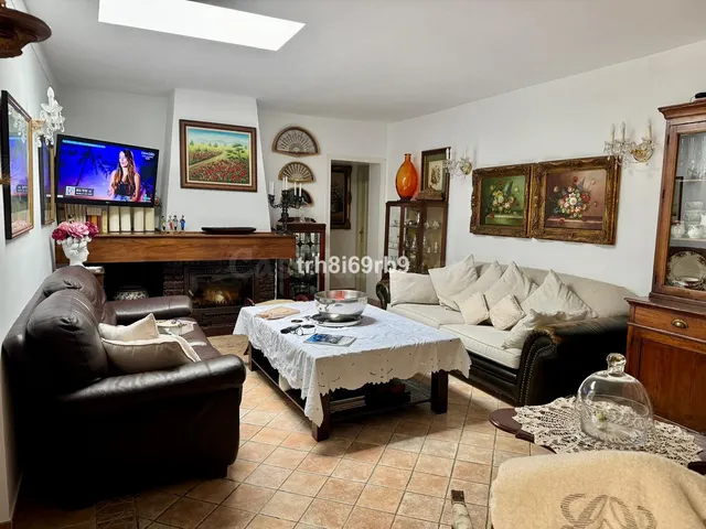 Chalet 4 habitaciones 260m² en venta - Costa Del Sol - foto 4