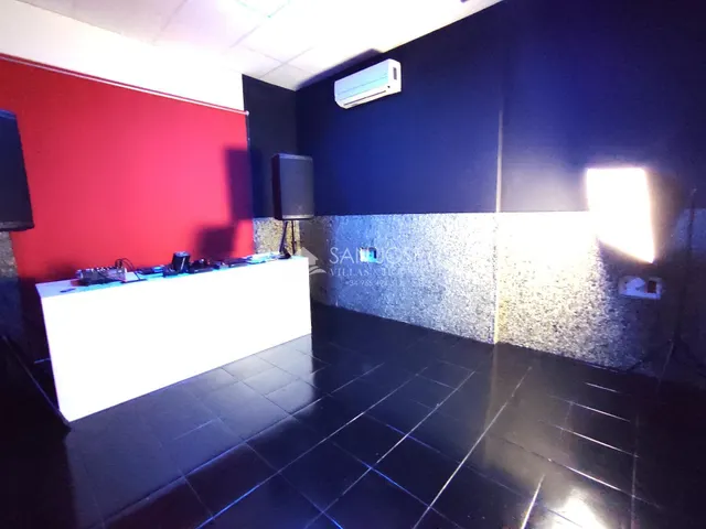 SE VENDE LOCAL, ACTUALMENTE ESTUDIO DE GRABACIÓN EN NOVELDA. — 3