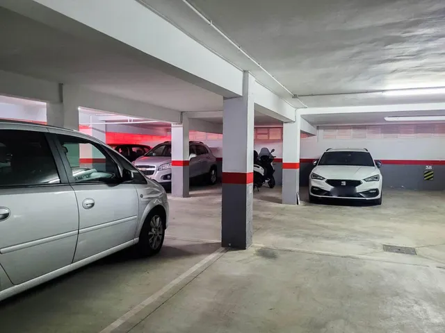Plaza de parking a la venta en zona Camí Fondo de Martorell — 5
