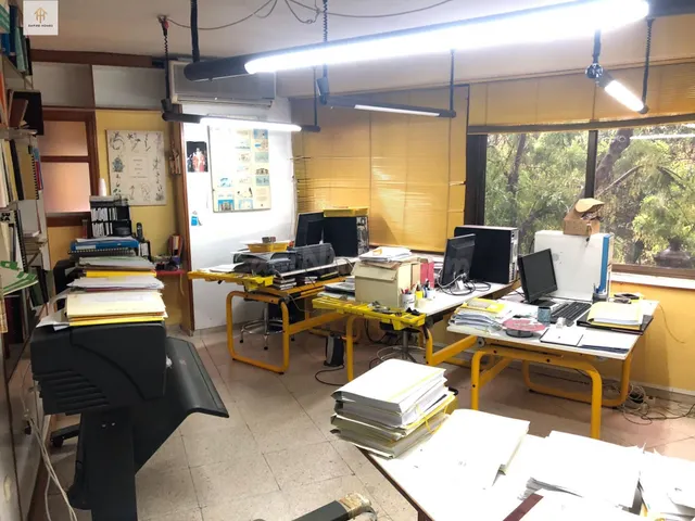 Se VENDE DESPACHO EN Zona Cánovas - foto 4