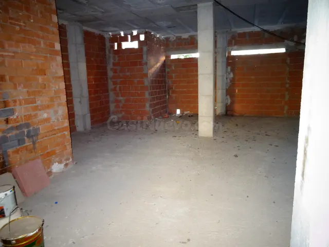 OPORTUNIDAD CHOLLO DE LOCAL PARA REFORMAR EN ASPE A MUY BUEN - foto 2