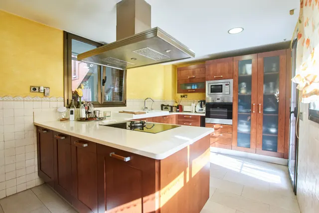 EN VENTA CASA EN VILANOVA I LA GELTRÚ (ZONA L´ARAGAI) — 20