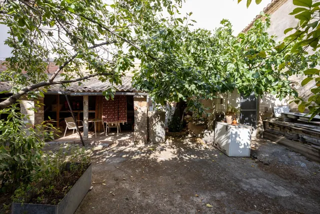 Atención promotores. Casa para derribar y hacer bloque de hasta 720 m2 de obra en Maracena centro — 6