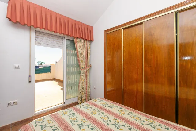 Casa 2 habitaciones 80m² en venta - La Zenia — 32