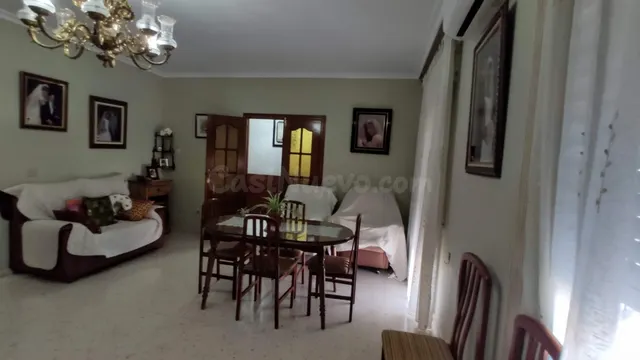 Nave con vivienda a la venta - foto 2