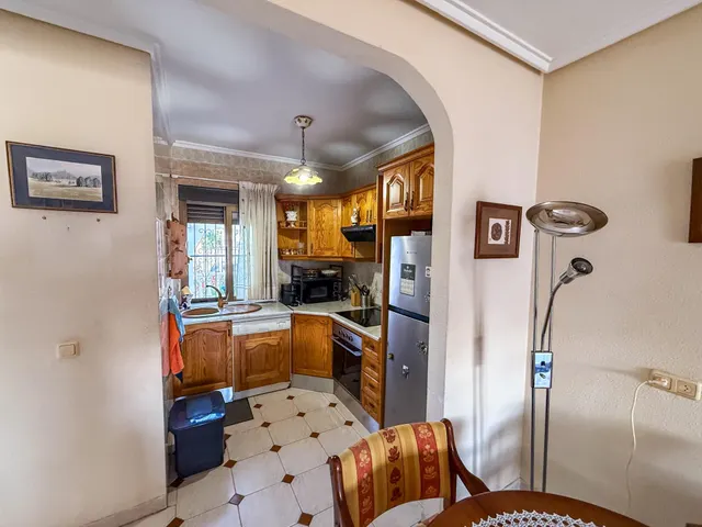 Amplio chalet pareado en El Chaparral — 4 dormitorios, 4 baños, piscina privada y gran parcela — 11