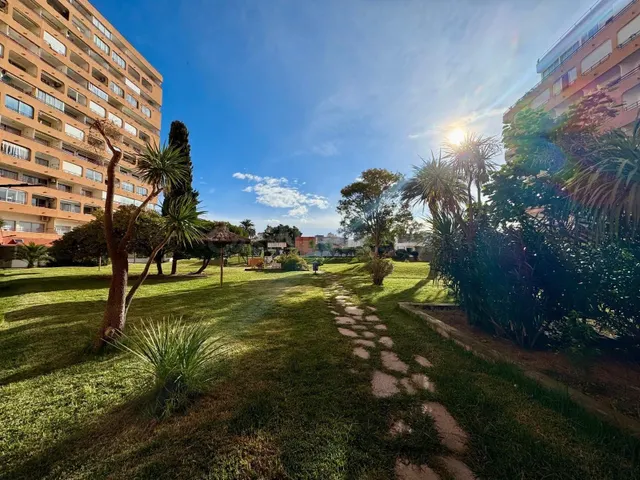Apartamento de 2 habitaciones con licencia turística en Sant - foto 3