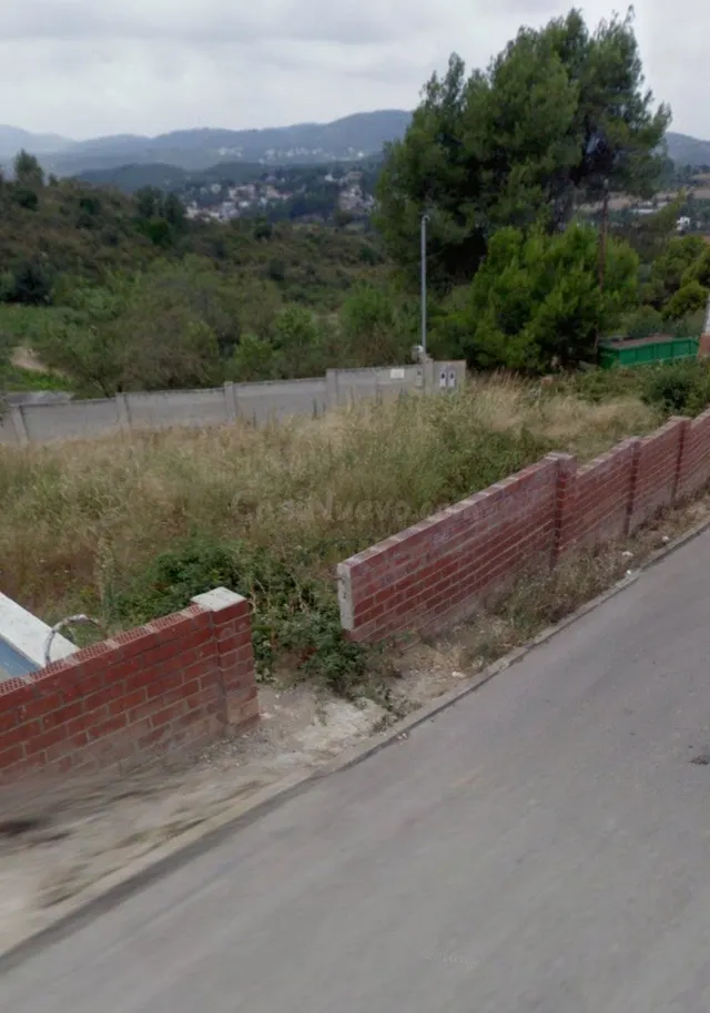 PARCELA LLANA EN BUENA URBANIZACIÓN - foto 3