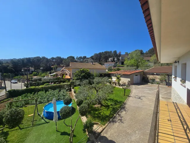 Distinción, privacidad y estilo en el corazón de Canyelles – Una finca excepcional — 35