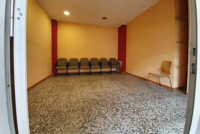 Local comercial actualmente diáfano, en Sabadell, zona Concordia Obrascón! — 8